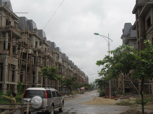 gia dat biet thu du an bac quoc lo 32 giam khoang 35